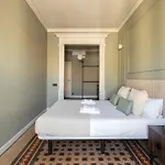 Spacious Stylish 4-bedroom Modernist Appartamento *
