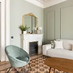 Appartamento Spacious Stylish 4-bedroom Modernist *