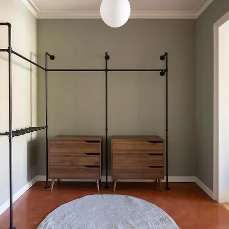 Spacious Stylish 4-bedroom Modernist Daire Barselona