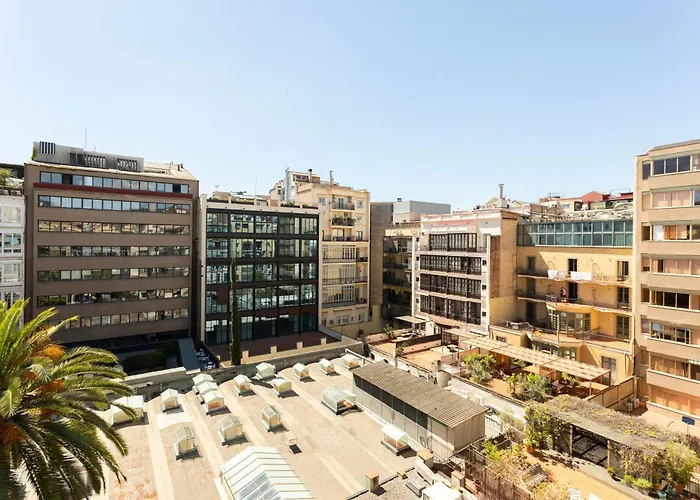 Διαμέρισμα Spacious Stylish 4-bedroom Modernist Βαρκελώνη